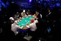 Август будет насыщен живыми европейскими покерными сериями